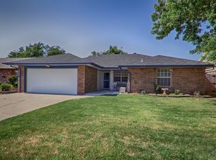 1001 Linn Ln, Yukon, OK 73099