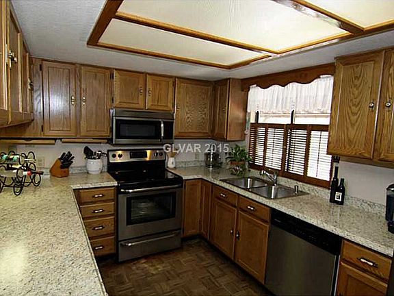 5th image of 4511 E Cincinnati Ave