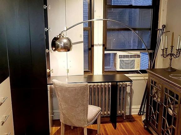 5th image of 457 W 57th Street #308