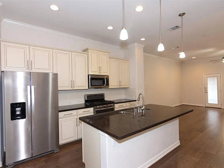 12205 Terraza Cir #59 — Photo 4
