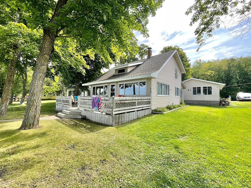 1st image of 13388 Fairhaven Ln