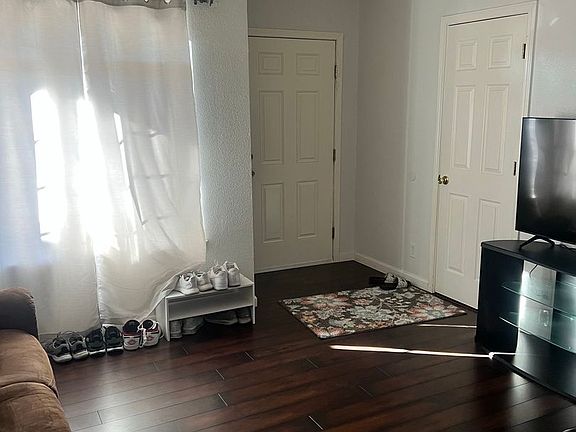 3rd image of 14129 Tierra Morena Dr