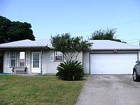 1st image of 2247 Versailles Dr