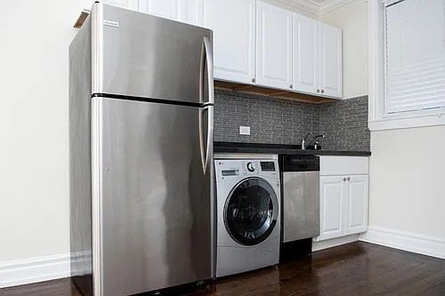 1056 W Lill Ave #2 Photo 1
