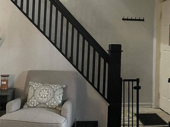 5th image of 1019 Leishman Ave