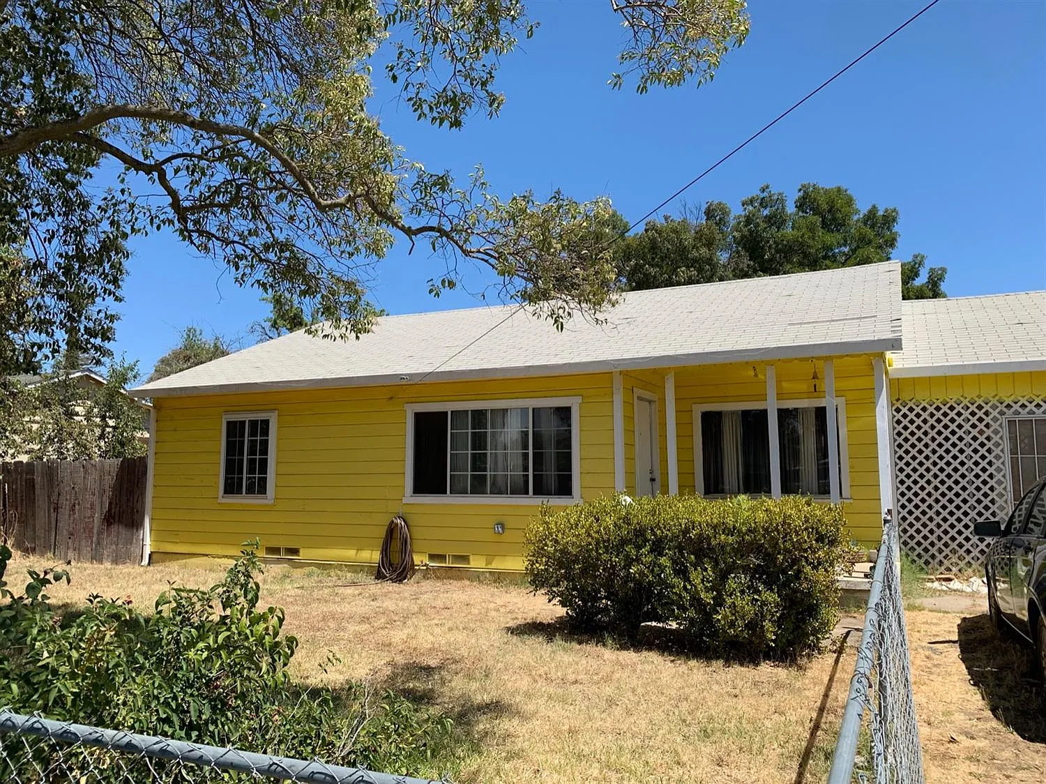 4445 College Way photo 1