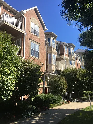 201 Dey St #175 Photo 1