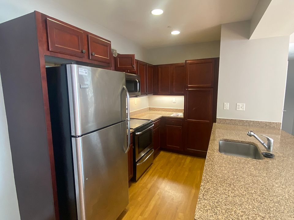 1st image of 26 Pond St #1