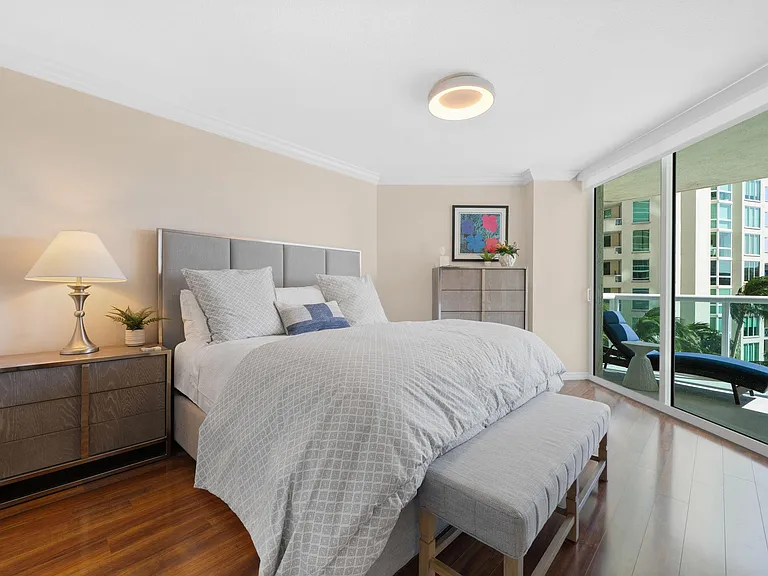 347 N New River Dr E #610 — Photo 16