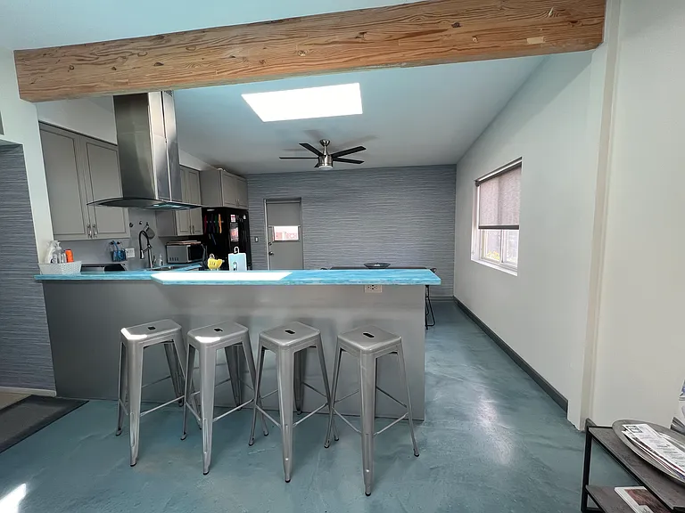 1031 N 78th Pl — Photo 32