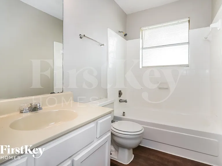 7506 Tetela Dr — Photo 17