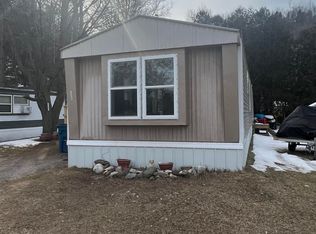 853 Glen Ave, Frankfort, MI 49635