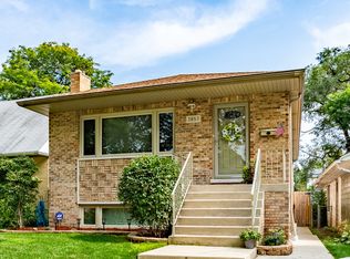 3853 N Oketo Ave, Chicago, IL