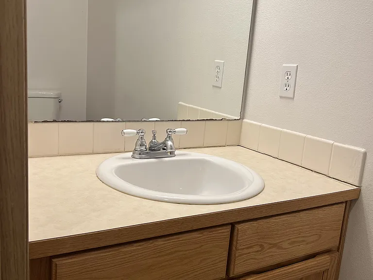 10104 Montana Rd #B — Photo 38