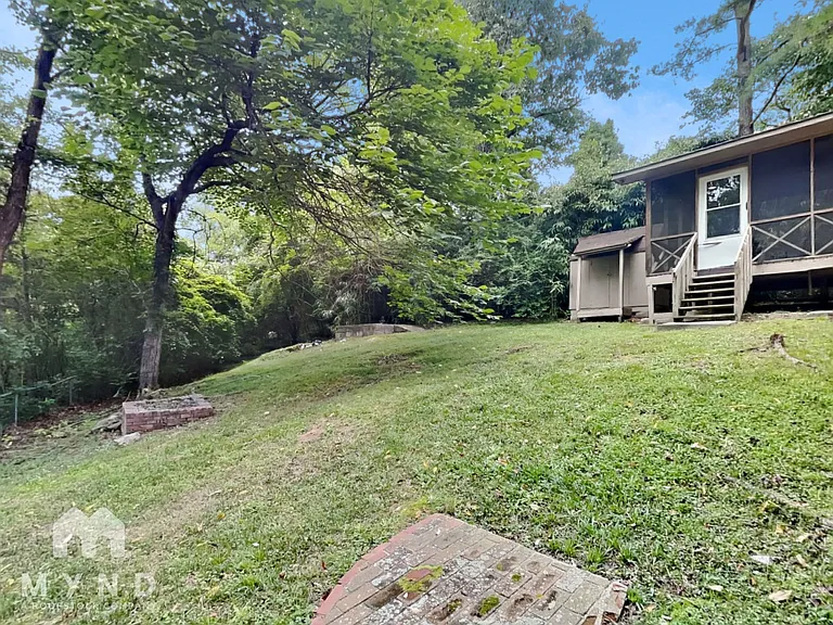 5190 Roger Dr — Photo 22