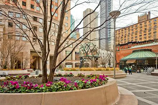 Rented by Kian Realty | media 31