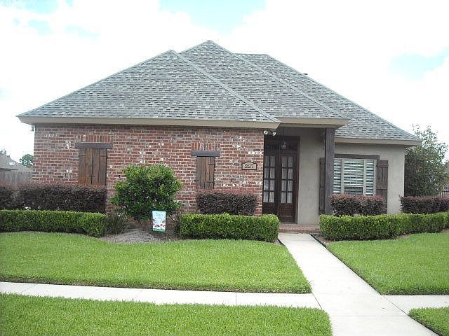 1st image of 227 Brentwood Dr
