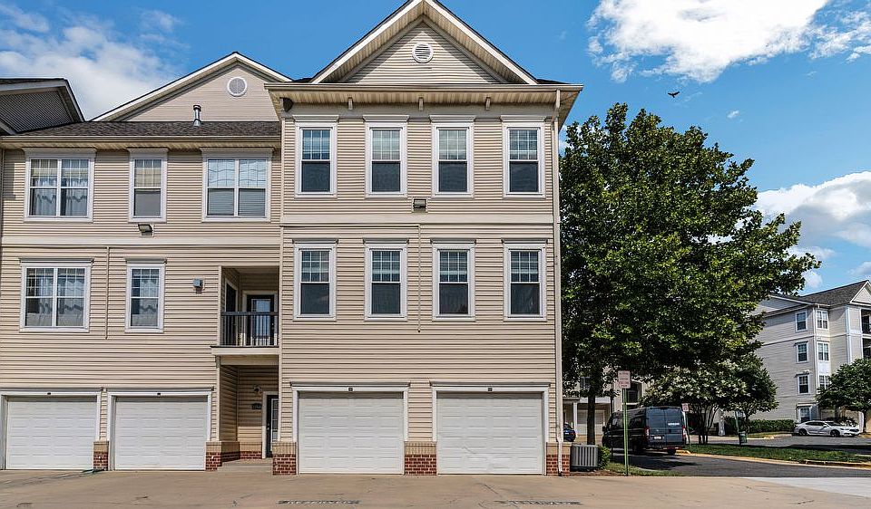 1st image of 11343 Aristotle Dr #6-212