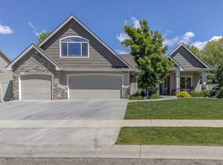2976 E Lucca Dr, Meridian, ID 83642