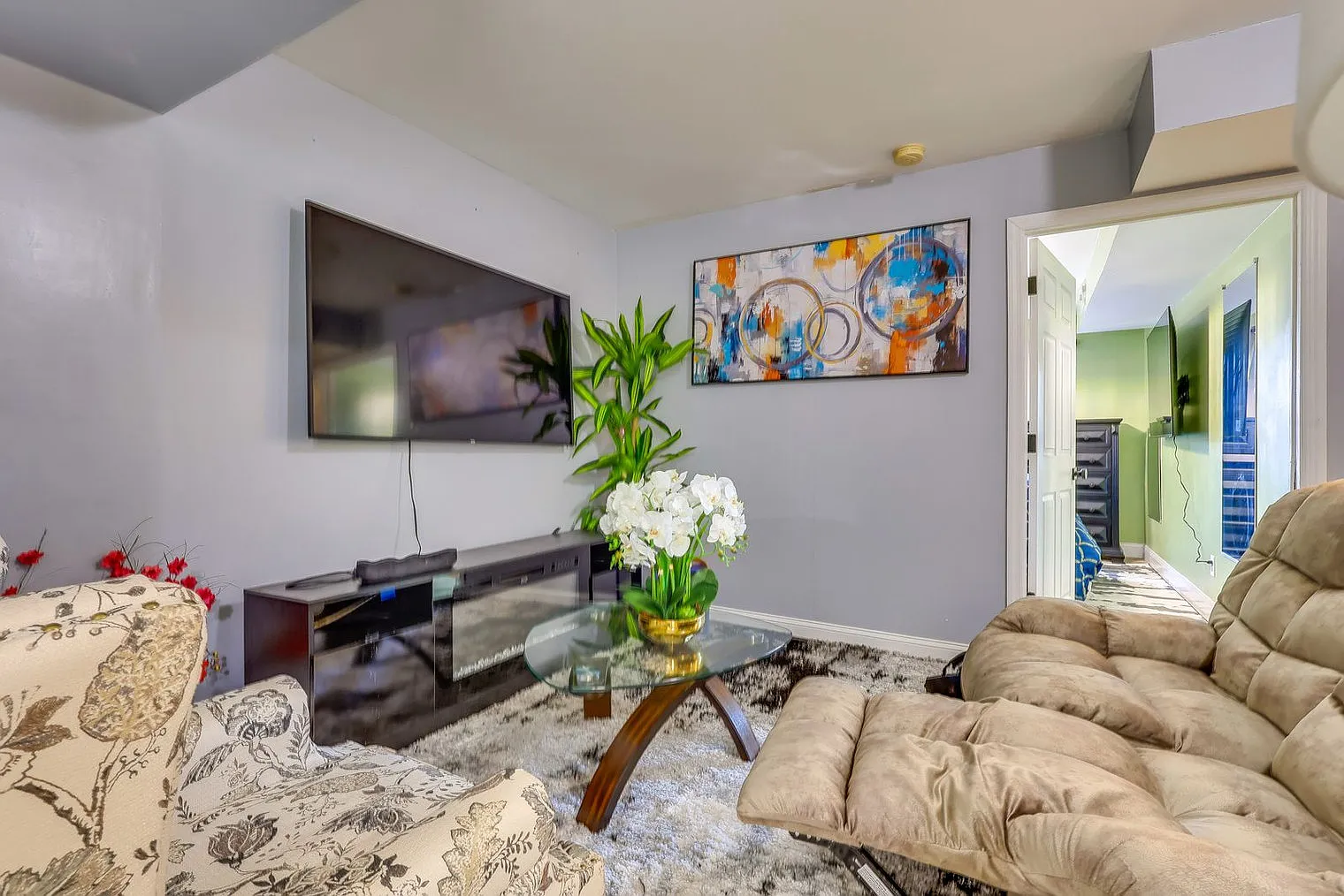 1 bed, 1.0 bath, 796 sqft, $3,027 — Photo 1