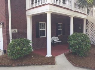 692 Hamlet Cir, Goose Creek, SC 29445