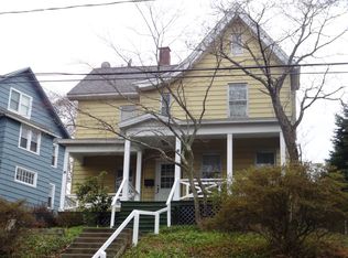 33 Salem St, Naugatuck, CT 06770