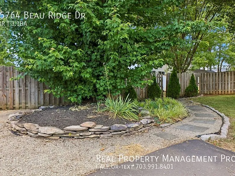 15764 Beau Ridge Dr — Photo 49