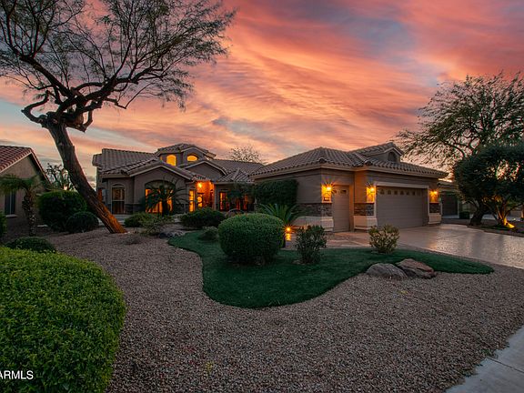 5th image of 15997 W MONTEREY Way