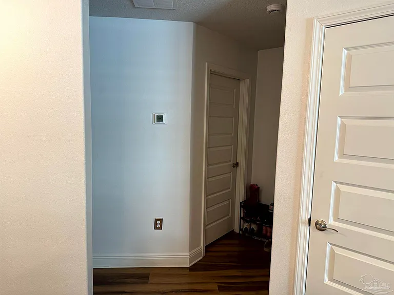 1333 Fairchild St — Photo 3