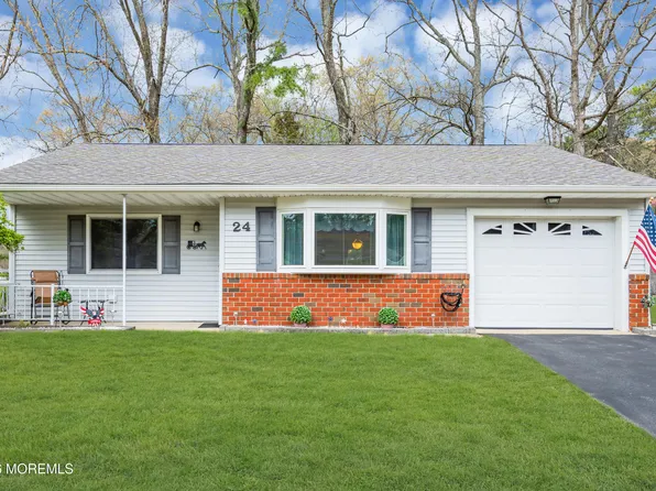 24 Texas Boulevard, Whiting, NJ 08759