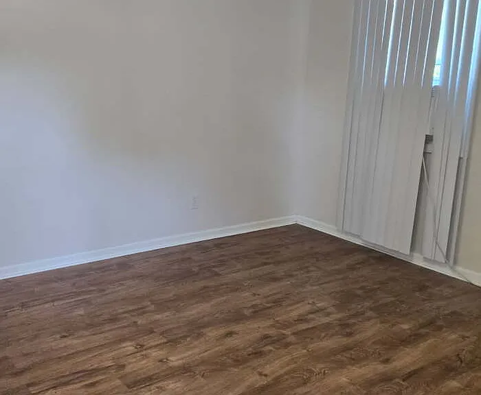 2248 Williams St — Photo 4