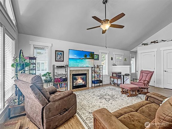 5th image of 4491 Moresby Way