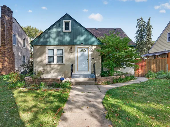 1701 4th St E, Saint Paul, MN 55106