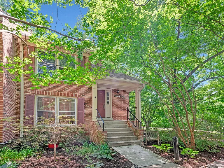 2540 S Walter Reed Dr #5 — Photo 3