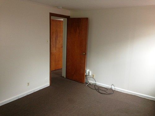 4th image of 145 Overlook Ave #2