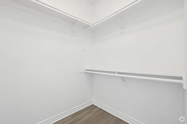 NoHo Gallery South — Photo 10