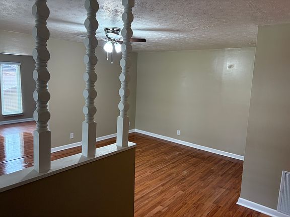 5th image of 102 Michael Dr