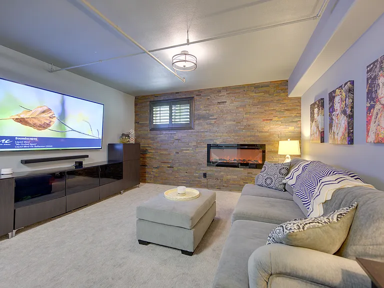 14535 Margate St #1 — Photo 11