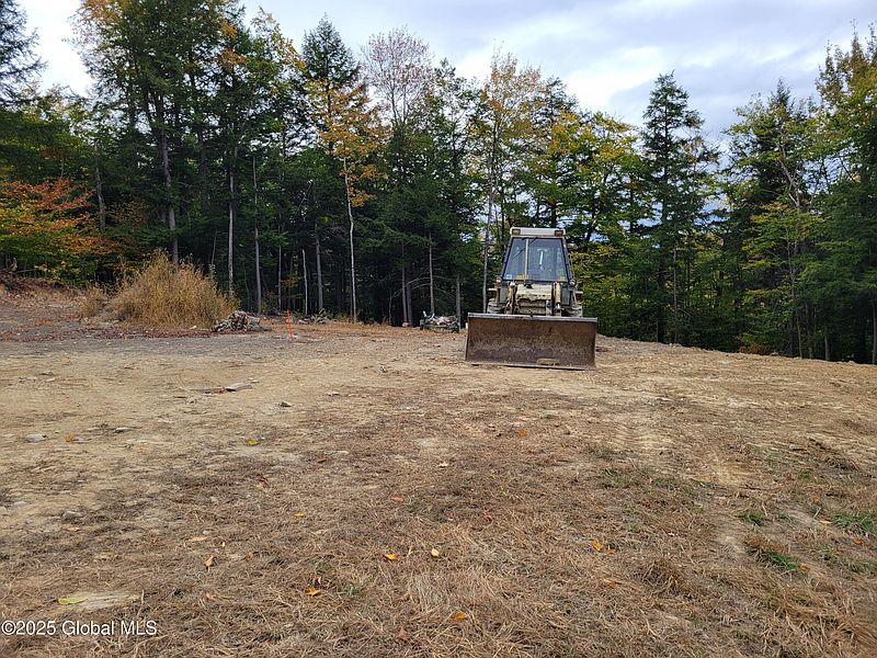 4th image of 126 Rivers Edge Road