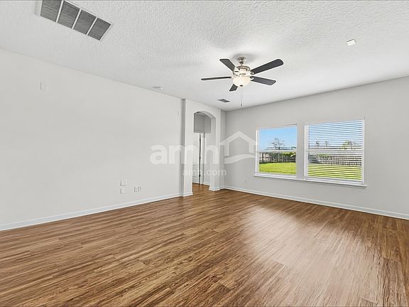5th image of 1574 Harvest Cove Dr