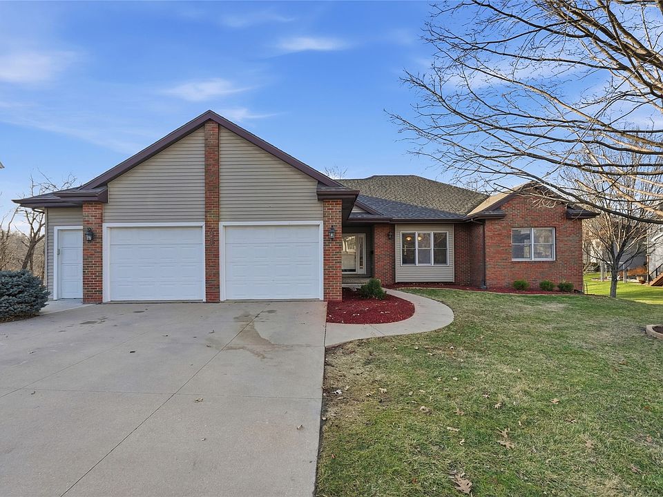 1st image of 3427 Riverbend Dr NE