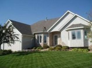 620 Heron Ave N, Oakdale, MN 55128