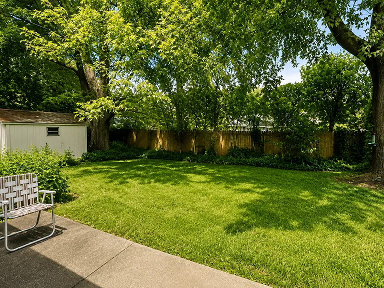 5920 Malden Ave — Photo 15