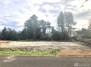 181 Sea Breeze Loop SE, Ocean Shores, WA 98569