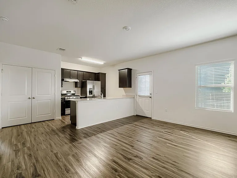 7001 Tonka Ln — Photo 9