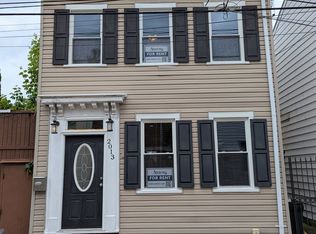 2013 Larkins Way, Pittsburgh, PA 15203