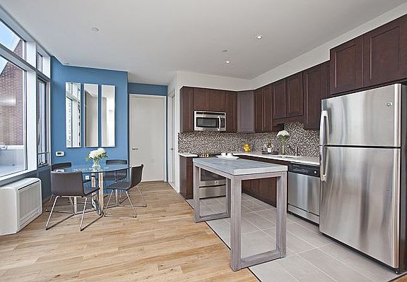 4th image of 158 W 83rd St APT 6A