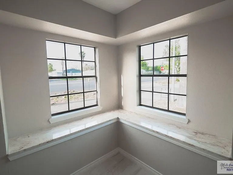 23919 Ellie Ln — Photo 6