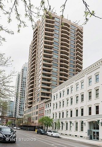 1st image of 200 N Jefferson St APT 603