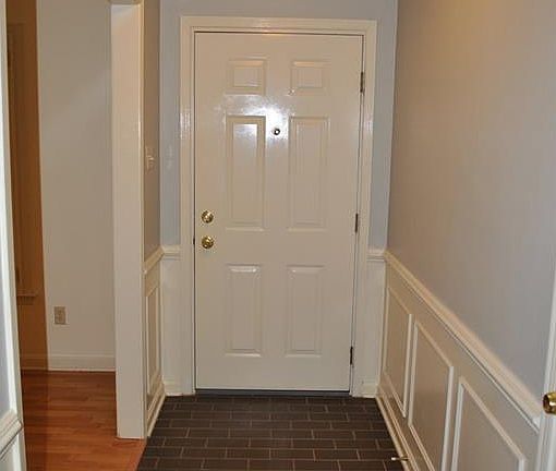 3rd image of 208 Seminole Dr